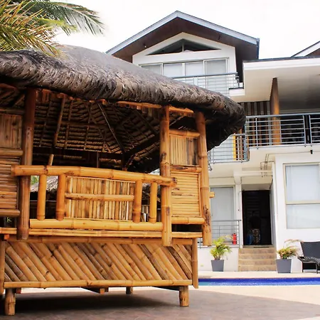 Av Suites Puerto Galera Exterior photo