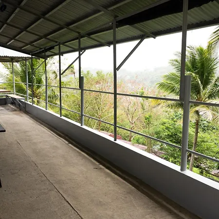 Av Suites Puerto Galera Exterior photo