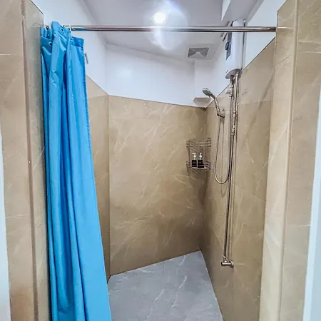 Av Suites Puerto Galera Exterior photo