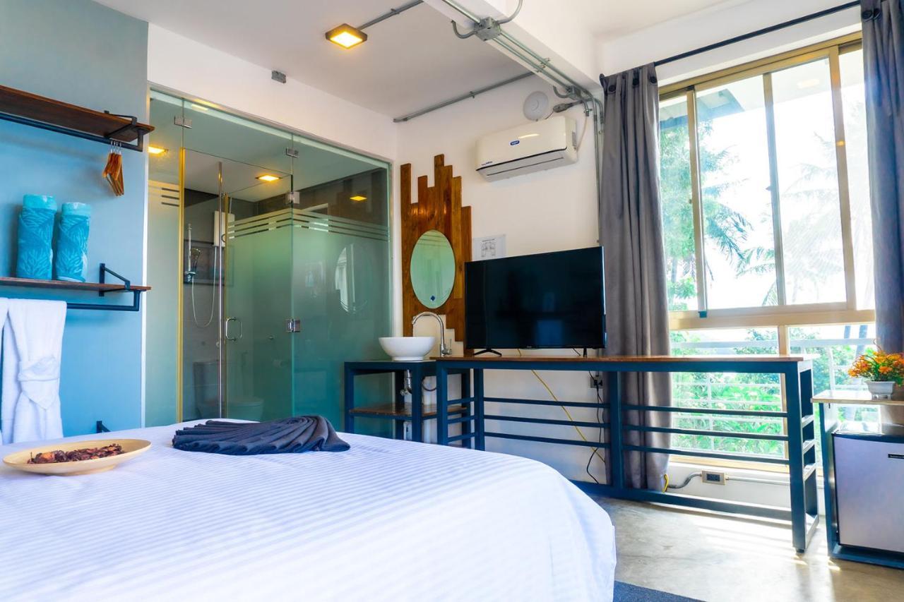 Av 5* Puerto Galera