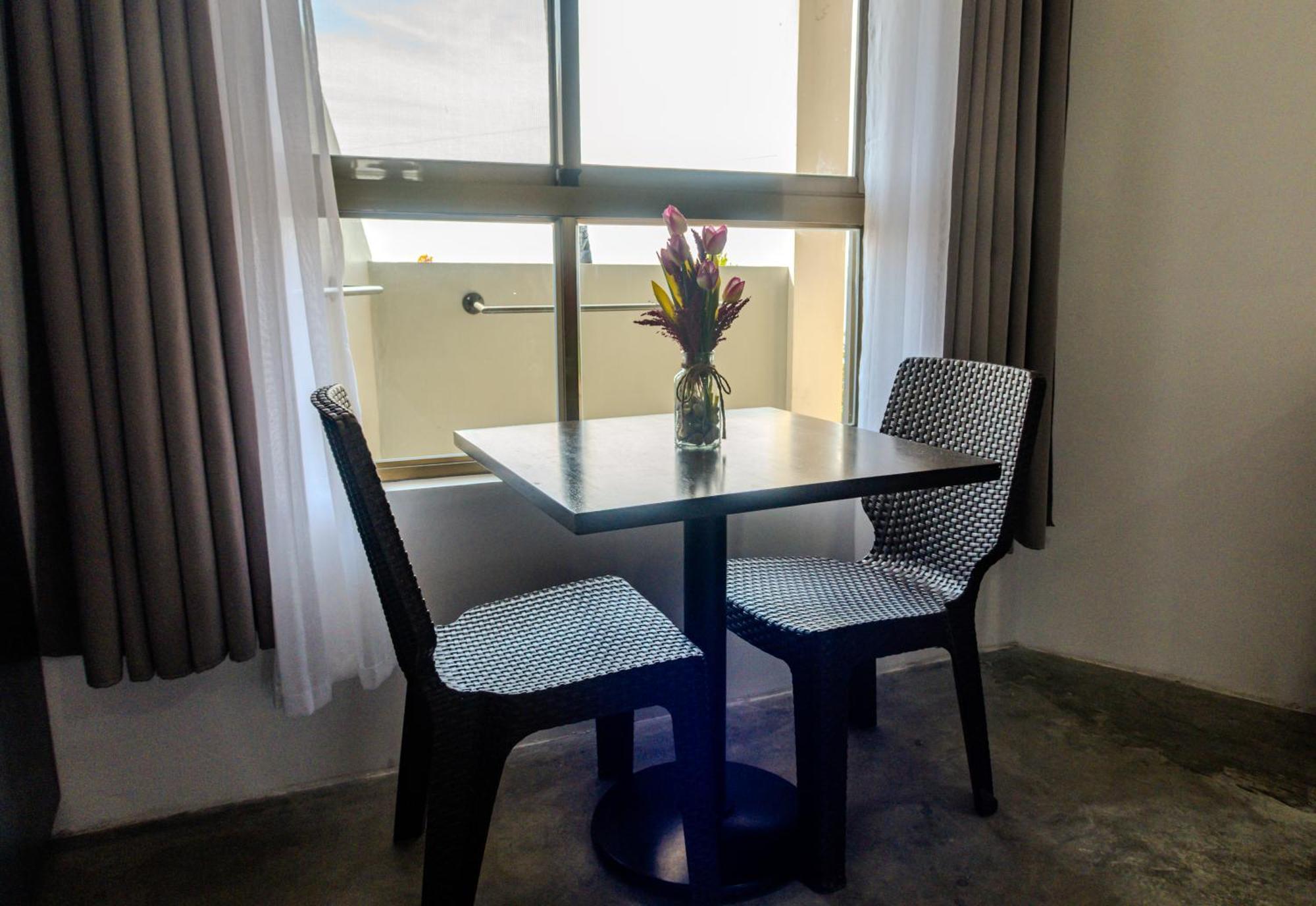 Av Hotel 5*
