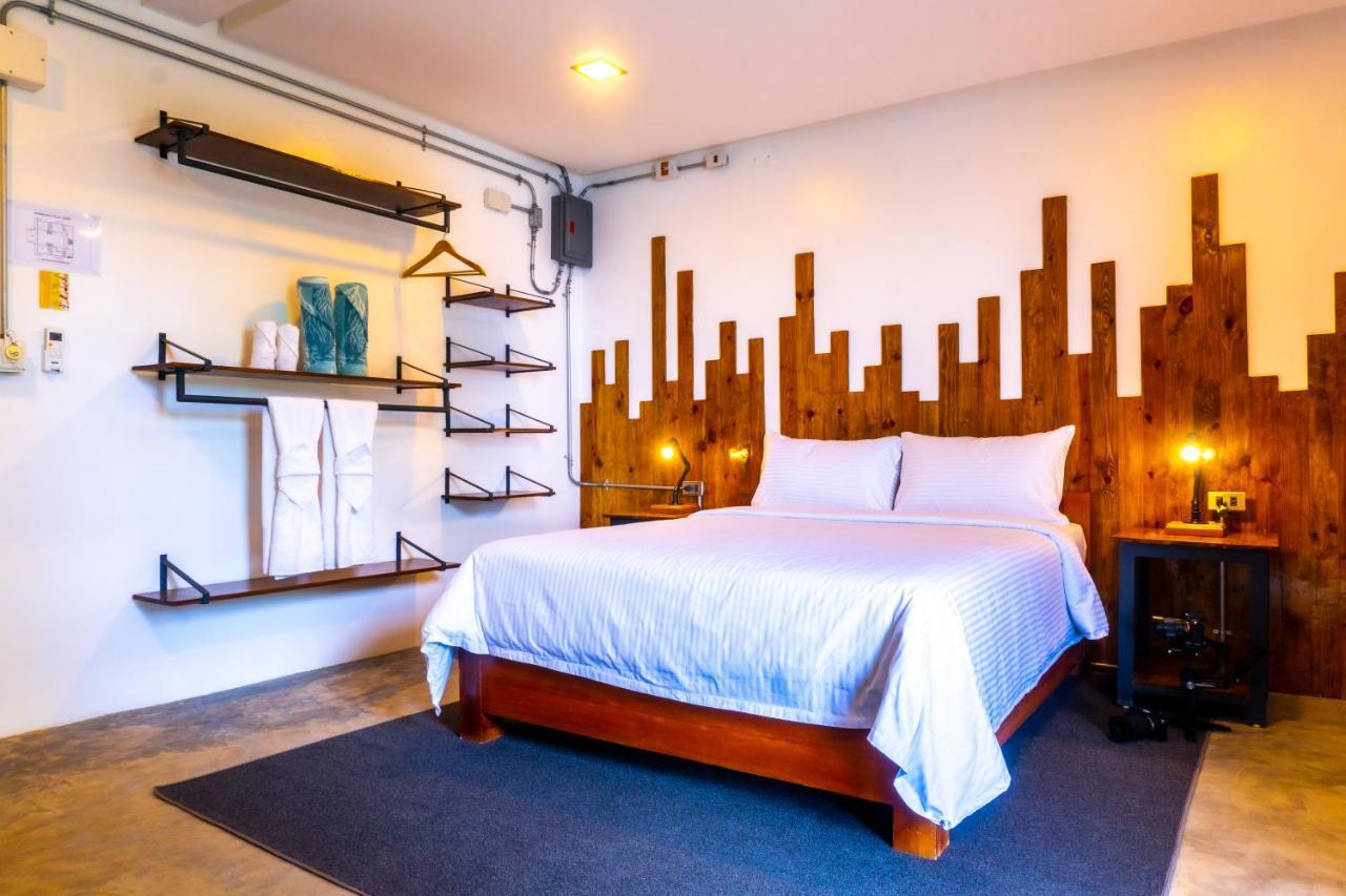 Av 5* Puerto Galera