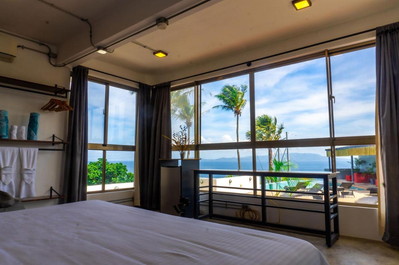 Av Hotel 5*