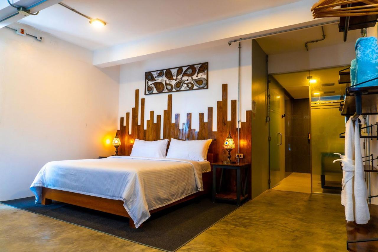 Av Hotel 5*