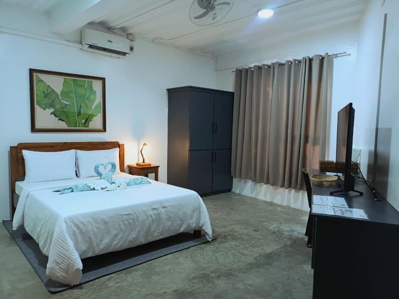 Av 5* Puerto Galera