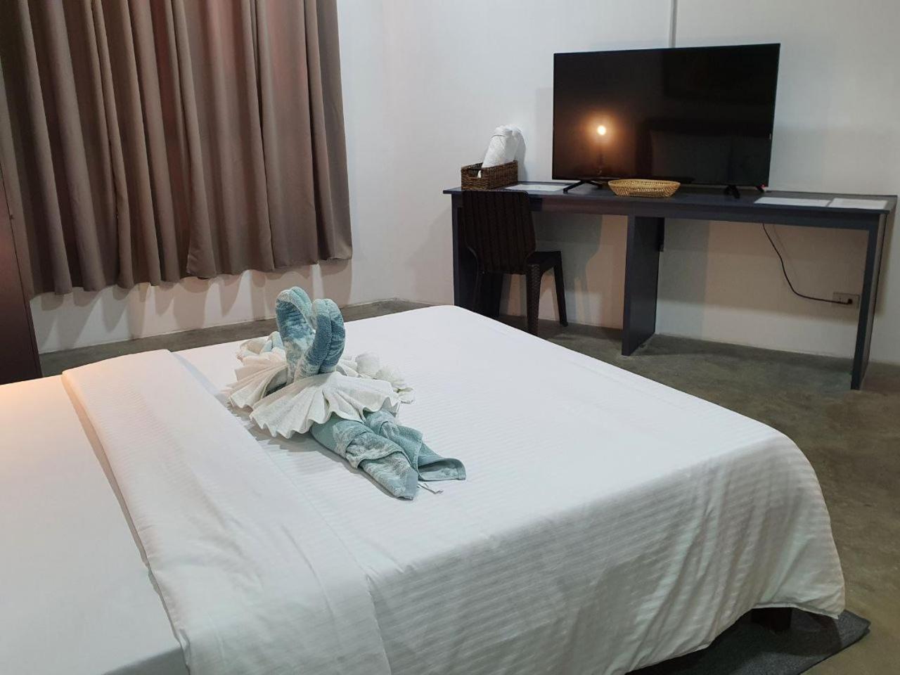 Av Hotel 5*